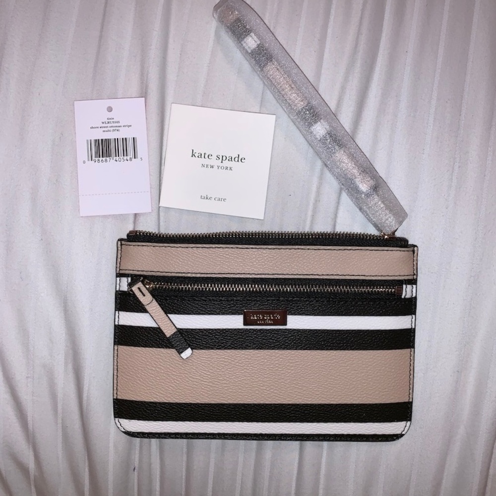 PRICE DROP! NWT Kate Spade Wristlet